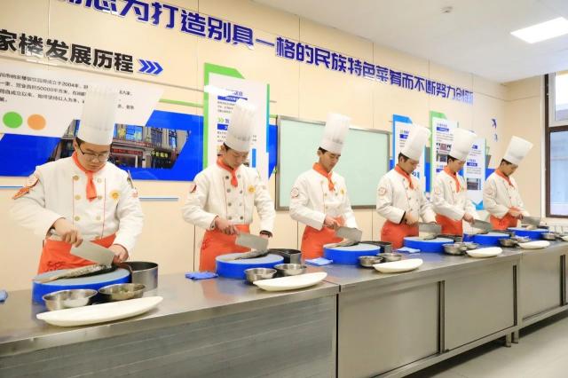 中高考后报名来得及吗?现在择校都有哪些优势?