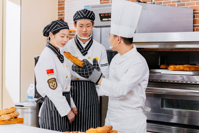 零基础学西点需要多少学费