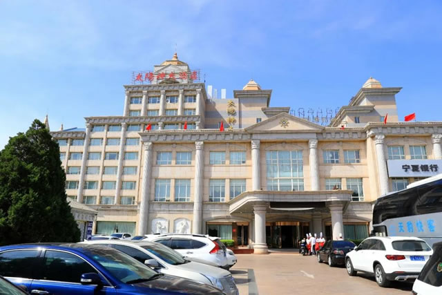 宁夏新东方中餐学子参观银川市太阳神大酒店