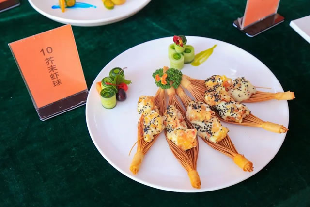 宁夏新东方创意凉菜大赛夺眼球勾味蕾