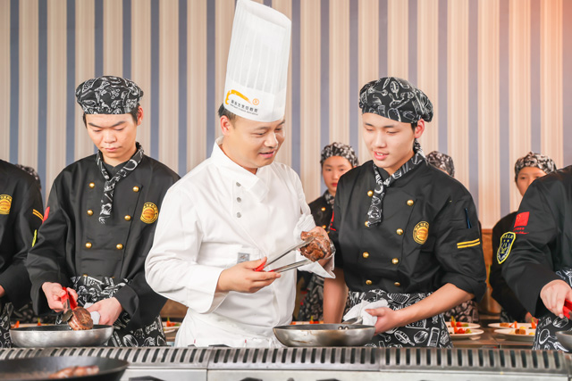 新东方业余厨师兴趣班学费多少钱