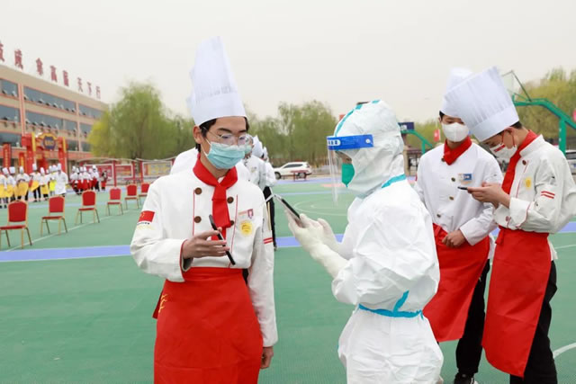 绷紧防疫弦,防患于未然!宁夏新东方技工学校再次开展全校师生核酸检测工作