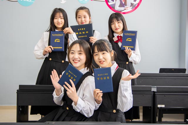 新东方烹饪学校学费价目表?烹饪学校学费贵吗?