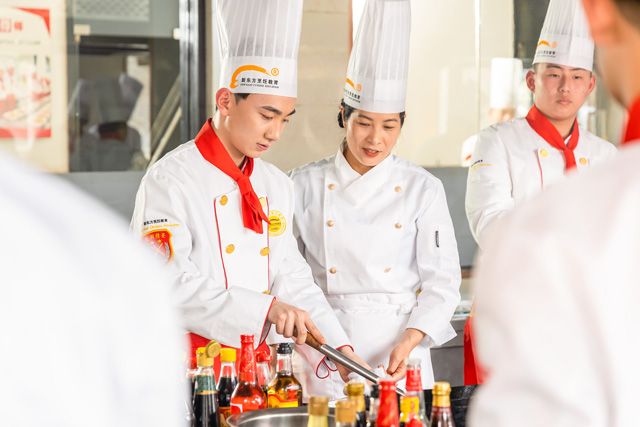新东方烹饪学校学费收费标准是怎样的?