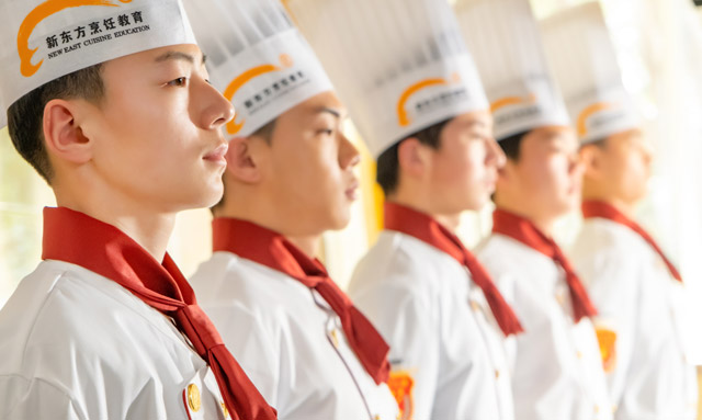 没有基础学厨师多久能开店