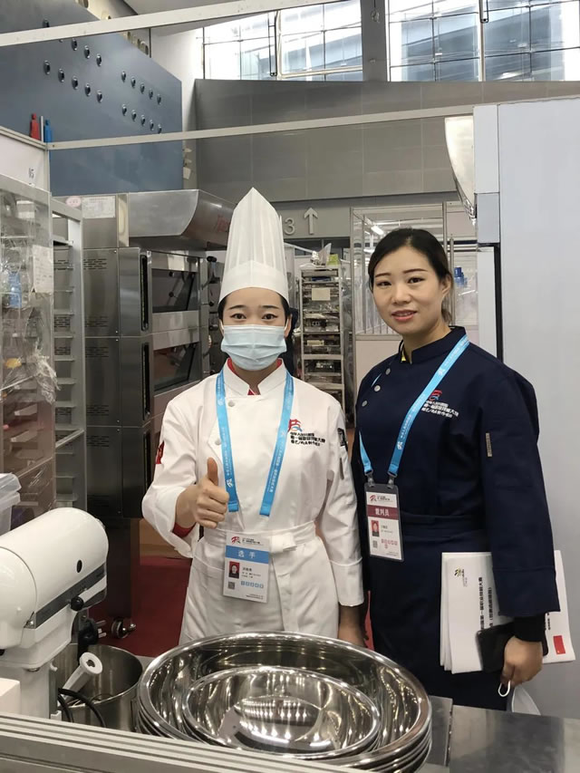 第46届世界技能大赛全国选拔赛糖艺西点项目裁判员王婉君专访